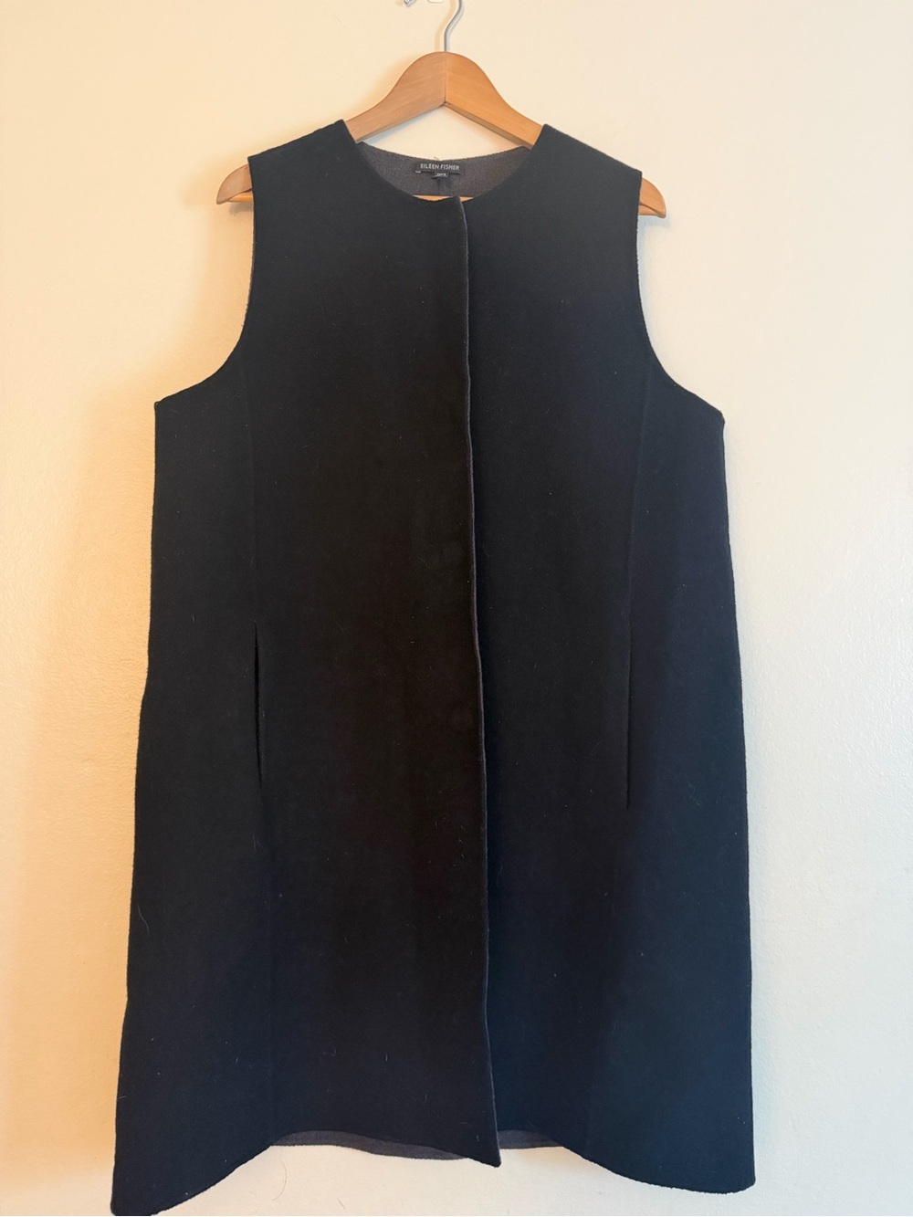 Eileen Fisher Wool Vest Black Sleeveless L Sleeveless Sweater
